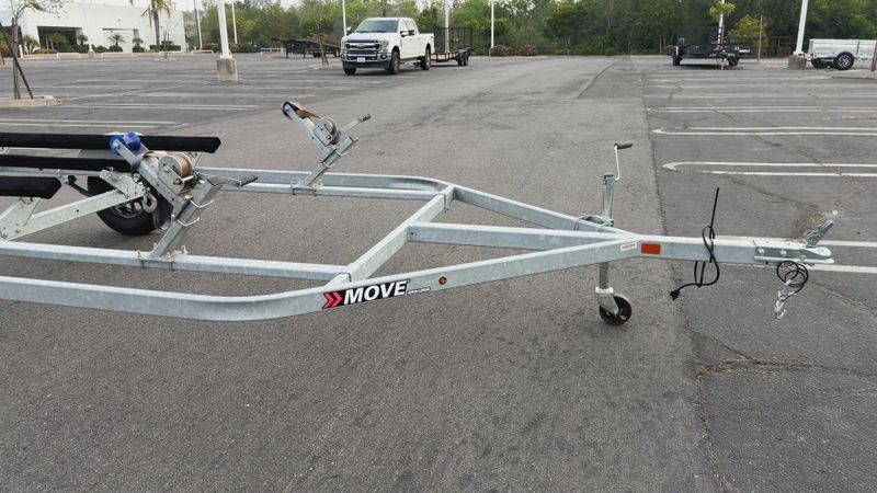 New 2023 Sea Doo MOVE II GAL Image 3