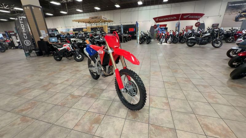 New 2027 Honda CRF250R Image 3