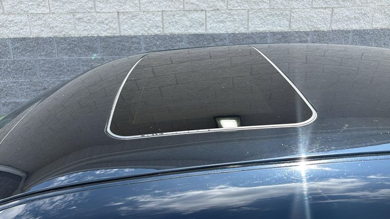 2013 Dodge Challenger R/T Classic photo 5