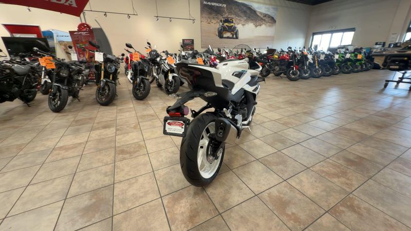 New 2026 CFMOTO 450SS Image 9