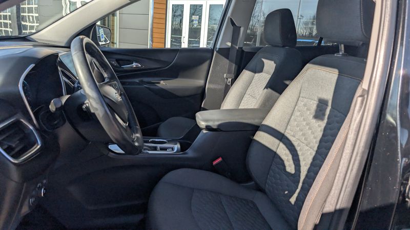Used 2021 Chevrolet Equinox LTImage 16