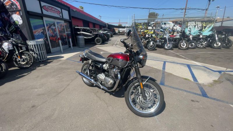 Used 2023 Triumph Bonneville T120 Image 5