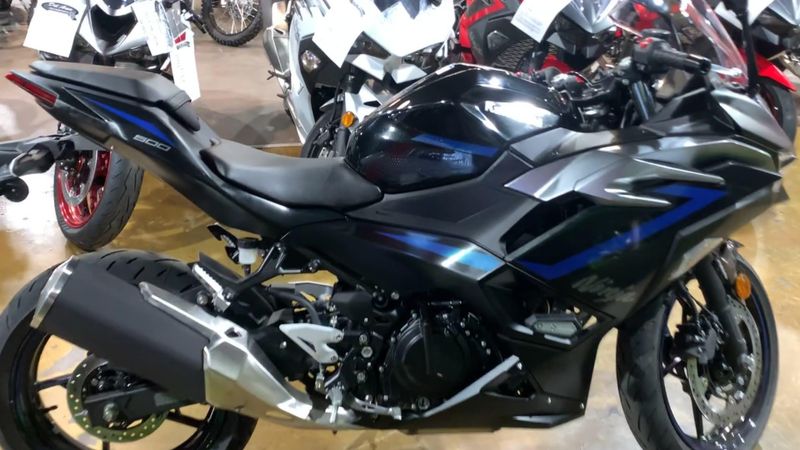 New 2025 Kawasaki NINJA 500 SE ABS Image 8