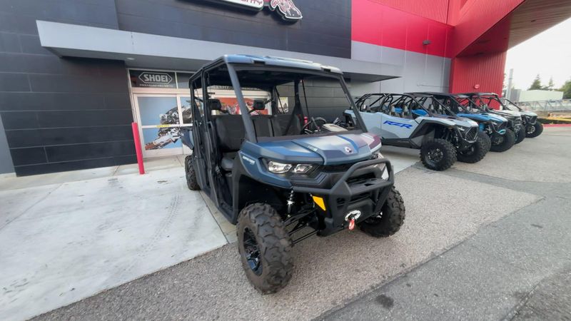 New 2026 Can-Am DEFENDER MAX XT HD9 Image 2
