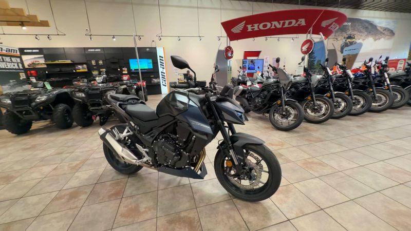 New 2026 Honda CB750 HORNET E-CLUTCH Image 2