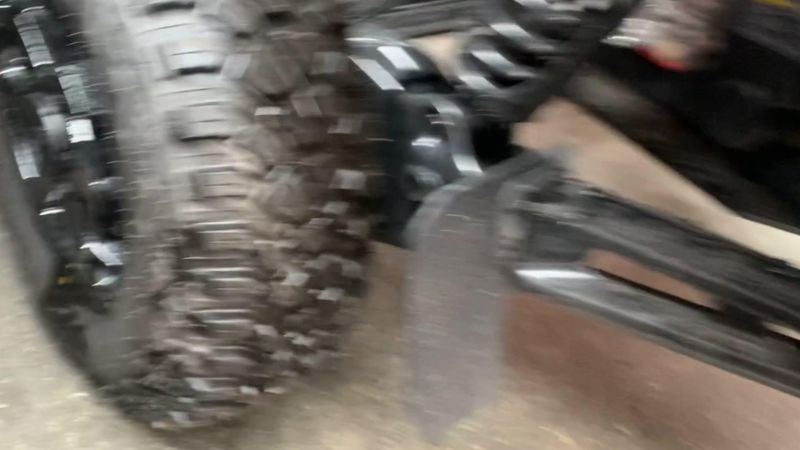 New 2025 Can-Am MAVERICK R MAX X 999T DCT Image 2