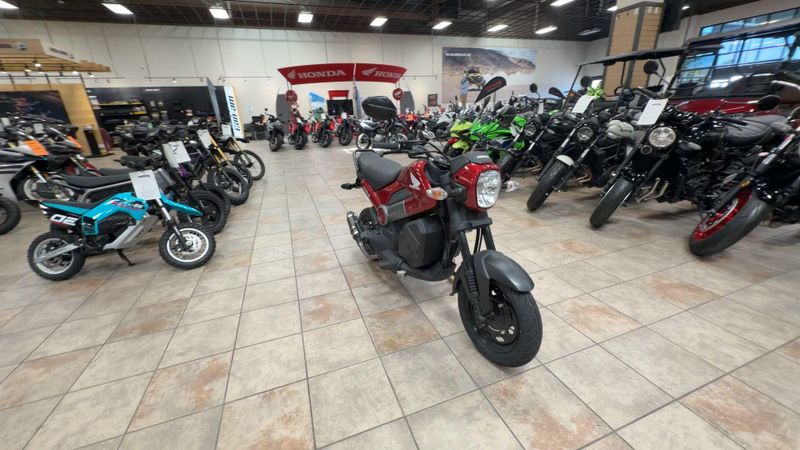 Used 2025 Honda Navi Image 3