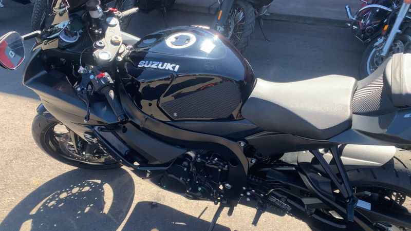 Used 2024 Suzuki GSX-R600 CA Image 7
