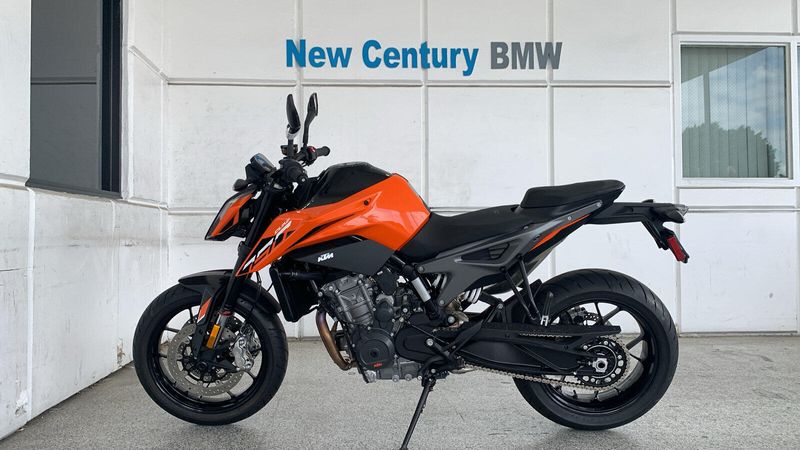2023 KTM 790 DUKE