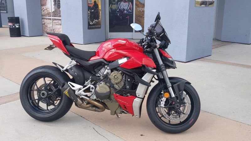 Used 2021 Ducati STREETFIGHTER V4 Image 9