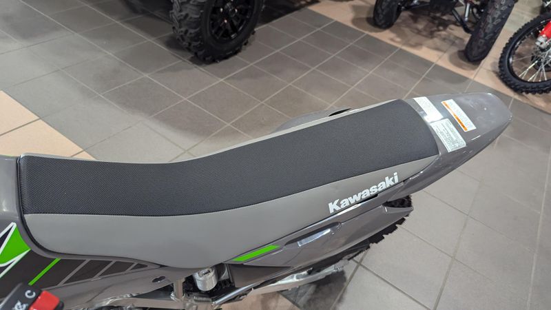 2025 Kawasaki KLX 140R L BATTLE GRAYImage 11