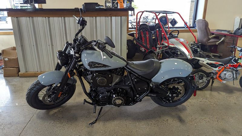 2024 INDIAN MOTORCYCLE CHIEF BOBBER DH STORM GRAY 49ST Dark HorseImage 1