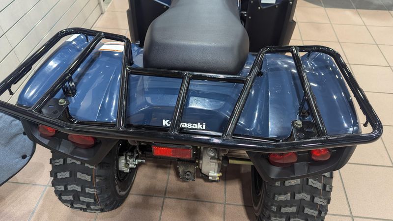 2025 KAWASAKI BRUTE FORCE 300 in a GRAYISH BLUE exterior color. Family PowerSports (877) 886-1997 familypowersports.com 