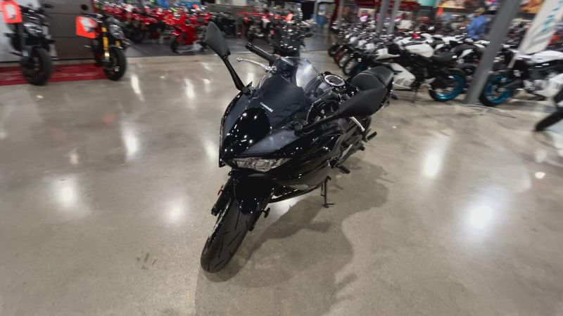 Used 2025 Kawasaki NINJA 650 ABS Image 4