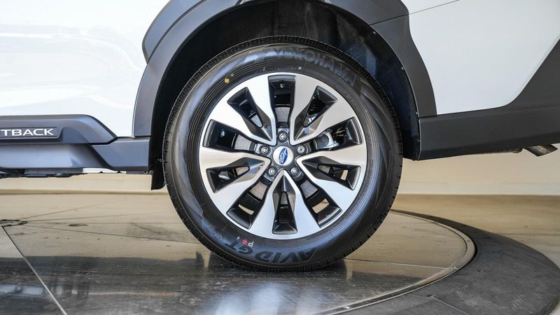 2025 Subaru Outback LimitedImage 9