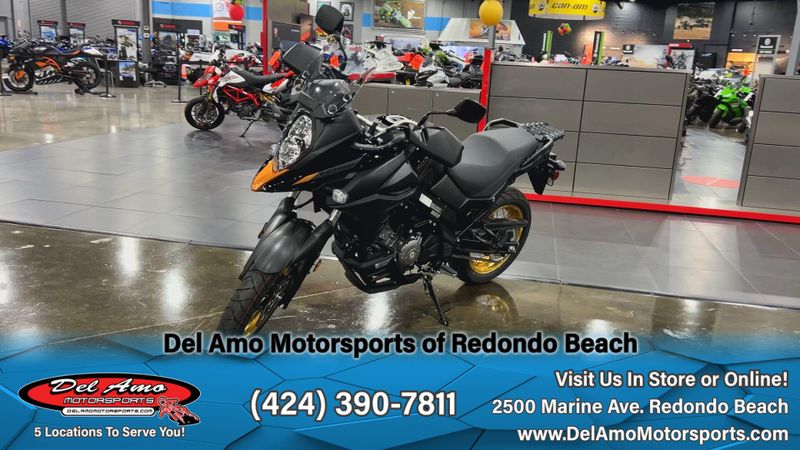 2025 Suzuki V-STROM 650XT ADVENTURE Image 8