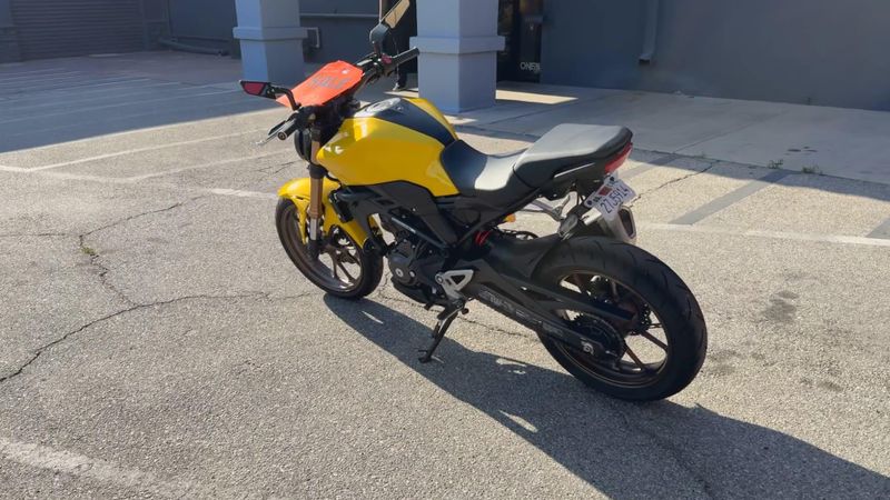 Used 2024 Honda CB300R ABS Image 2