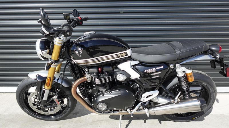 New 2025 Triumph Speed Twin 1200 RS Base 
