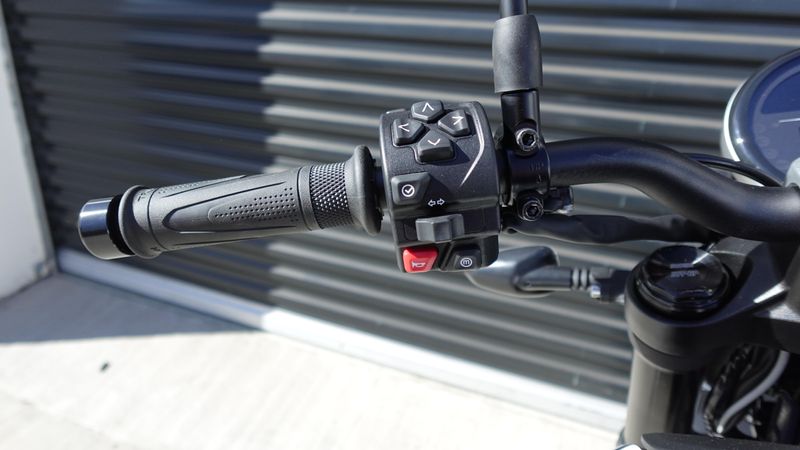 New 2025 Triumph Trident 660 