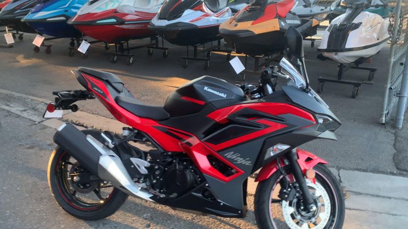 New 2025 Kawasaki NINJA 500 ABS Image 9