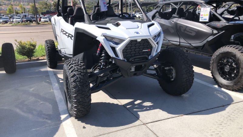 New 2026 Polaris RZR PRO R 4 ULTIMATE Image 5