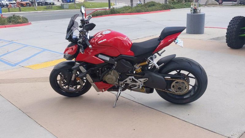 Used 2021 Ducati STREETFIGHTER V4 Image 5
