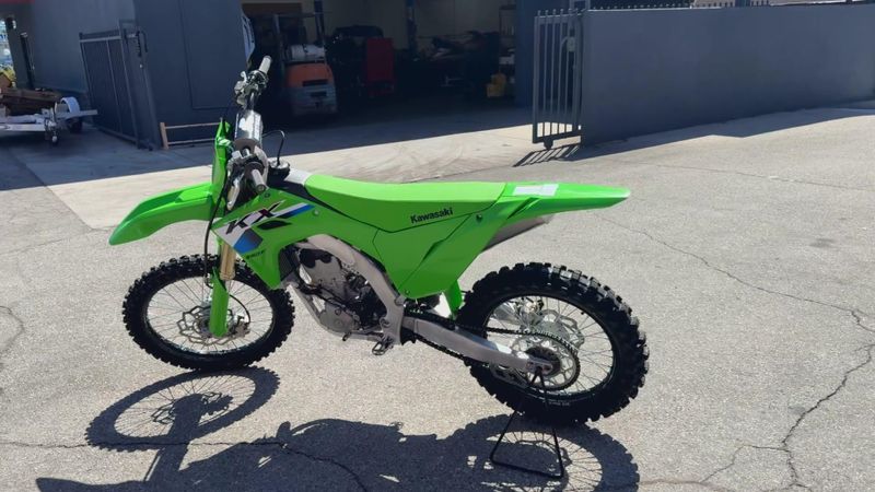 New 2027 Kawasaki KX250F Image 6