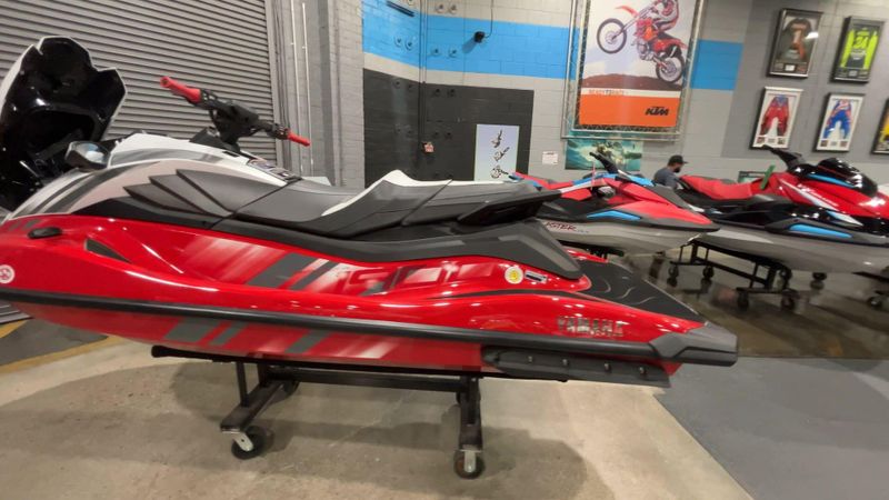 New 2025 Yamaha GP HO Image 9