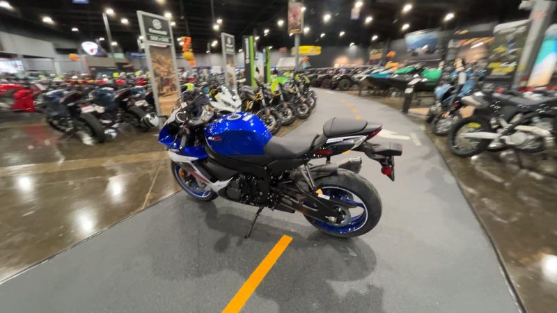 New 2027 Suzuki GSX-R600Z 40TH ANNIVERSARY EDITION Image 6