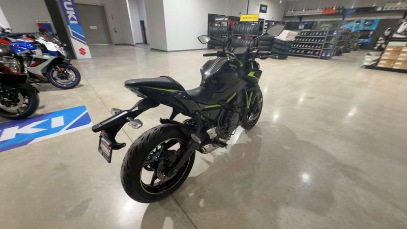 Used 2022 Kawasaki Z650  in a BLACK exterior color. Victorville Del Amo Motorsports 760-241-7387 delamomotorsportsofvictorville.com 