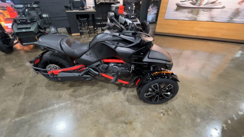 New 2026 Can-Am SPYDER F3-S (SE6) Image 5