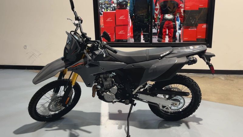 2025 Suzuki DR-Z4S Image 5