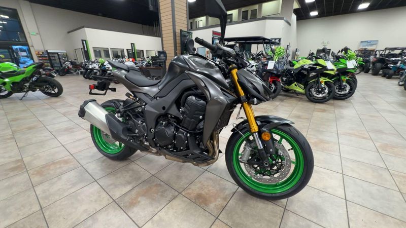 New 2026 Kawasaki Z1100 SE ABS Image 2