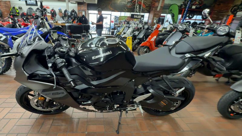 New 2026 Kawasaki NINJA ZX-6R ABS Inventory for Sale | Katy, TX