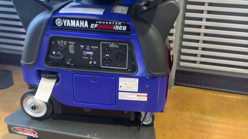 2021 Yamaha EF30ISEBZ  in a TEAM YAMAHA BLUE exterior color. Del Amo Motorsports of Long Beach (562) 362-3160 delamomotorsports.com 