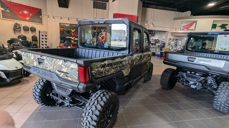 2025 Polaris RANGER CREW XD 1500 NORTHSTAR EDITION ULTIMATE PURSUIT CAMOImage 9