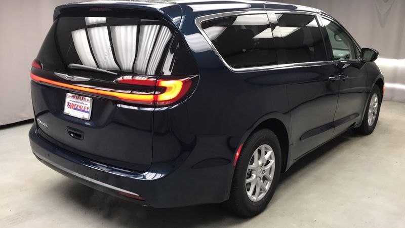 2023 Chrysler Pacifica Touring LImage 25