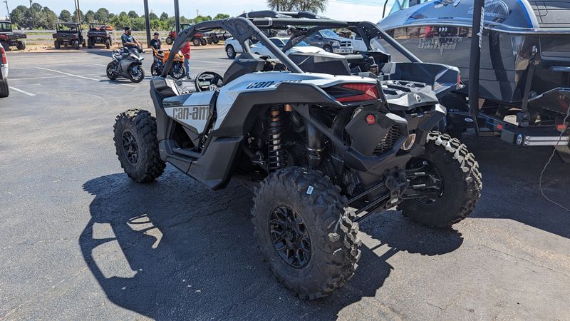 2024 Can-Am MAVERICK DS 64 TURBRR GY CALI 24 DS TURBO RRImage 6