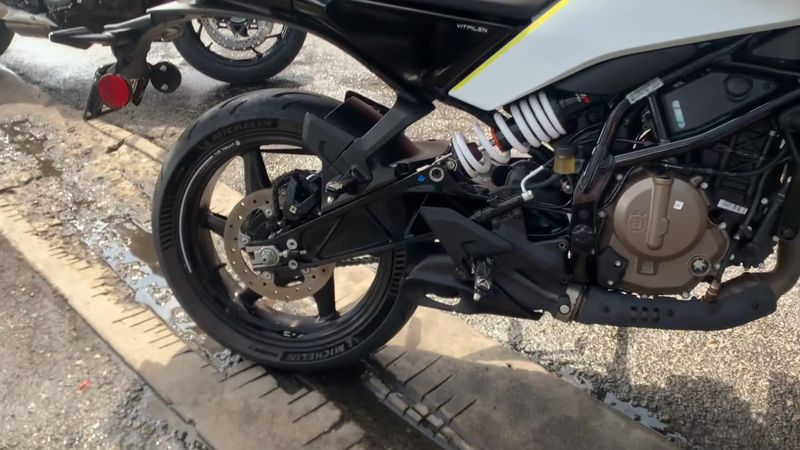 Used 2024 Husqvarna VITPILEN 401 Image 6