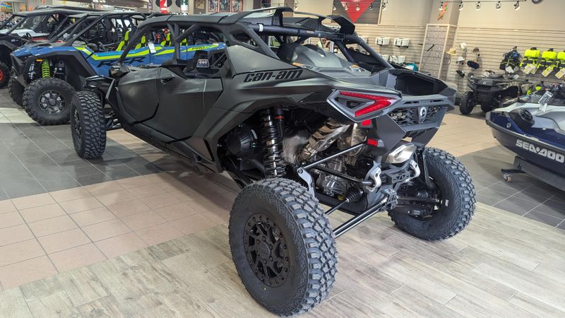 2025 Can-Am MAVERICK R MAX X RS 999T DCT TRIPLE BLACKImage 6