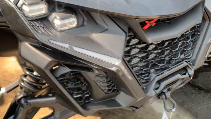 New 2025 Can-Am MAVERICK R MAX X RS 999T DCT Image 9