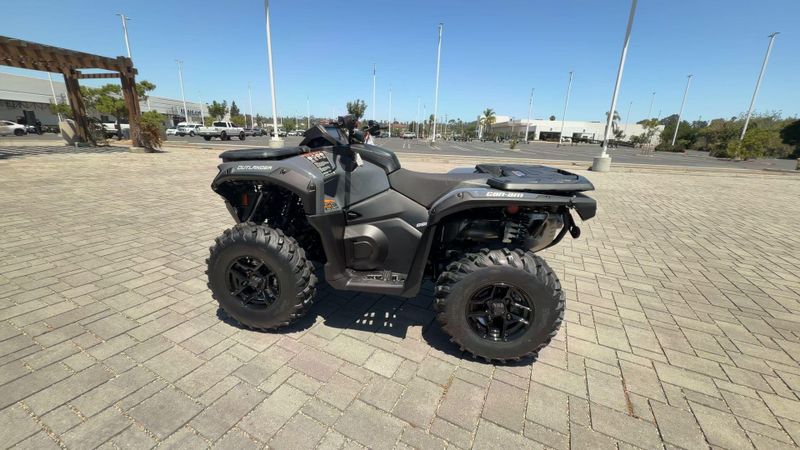 New 2026 Can-Am OUTLANDER DPS 850 Image 6