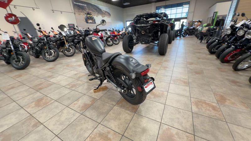 New 2026 Honda REBEL 300 E-CLUTCH Image 7