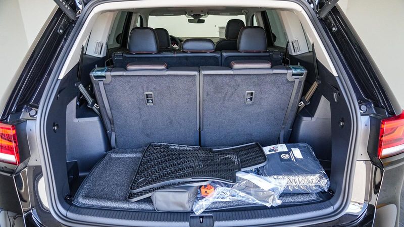 New 2025 Volkswagen Atlas 2.0T Peak EditionImage 11
