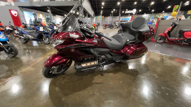 2025 Honda GOLDWING TOUR AIR BAG DCT  in a BORDEAUX RED METALLIC exterior color. Del Amo Motorsports of Redondo Beach (424) 390-7811 delamomotorsports.com 