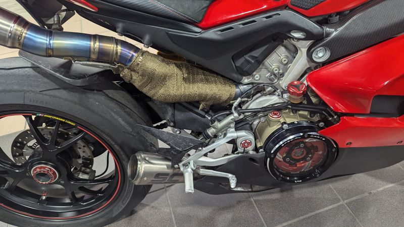 2019 DUCATI PANIGALE V4 S in a RED exterior color. Family PowerSports (877) 886-1997 familypowersports.com 