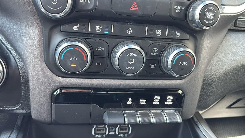 2022 RAM 1500 LaramieImage 13