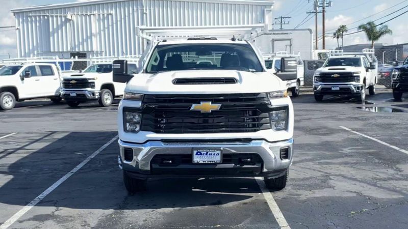 2024 Chevrolet Silverado 3500HD CC Work Truck in a Summit White exterior color and Jet Blackinterior. BEACH BLVD OF CARS beachblvdofcars.com 