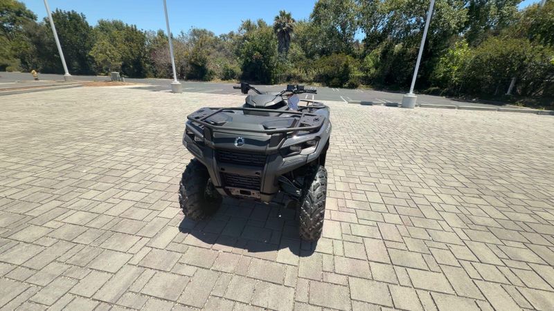 New 2026 Can-Am OUTLANDER 500 Image 4