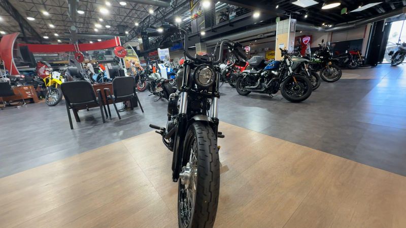 Used 2019 Harley-Davidson SOFTAIL STREET BOB Image 3